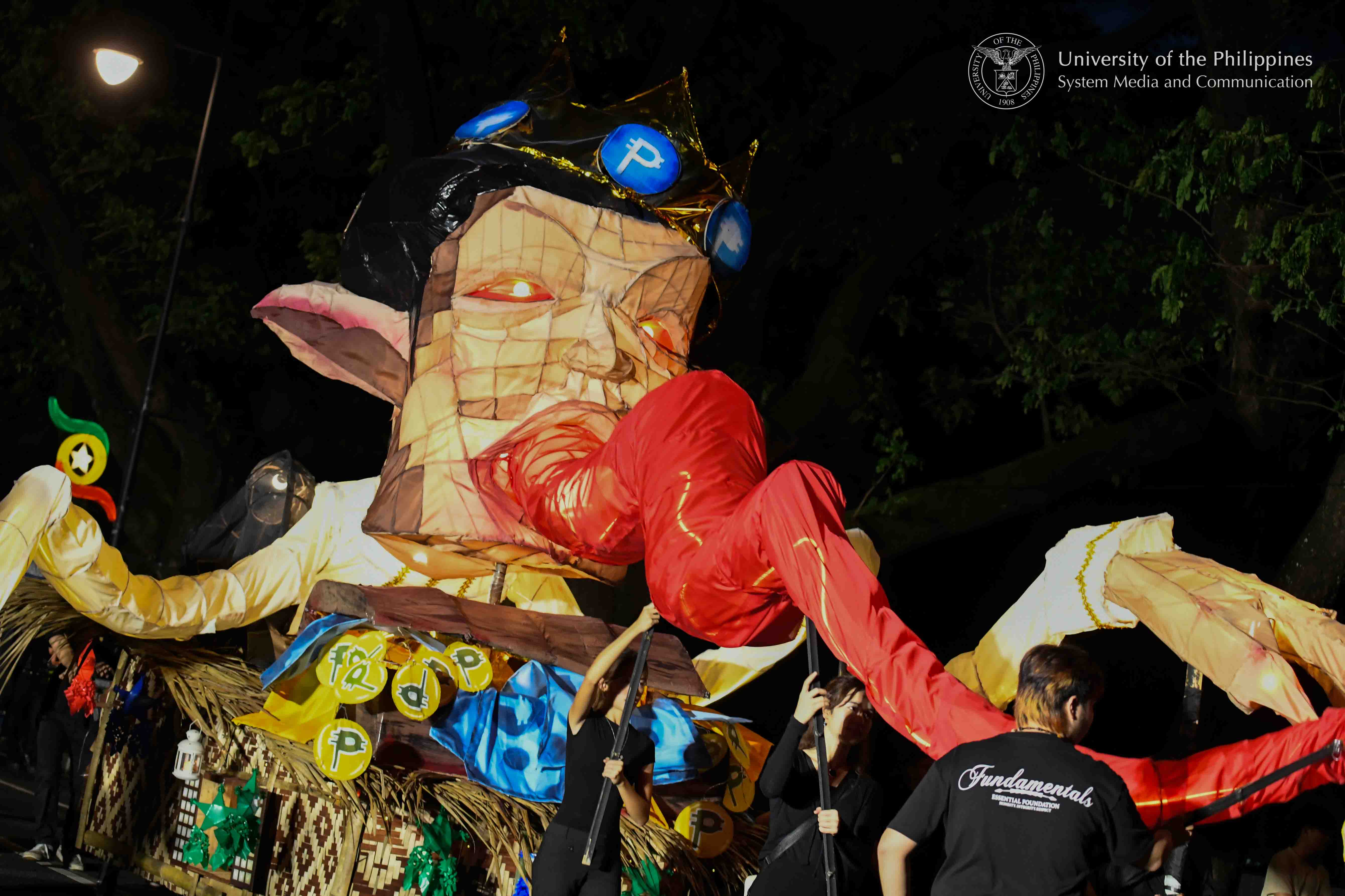`The entry of SMA 24 Z Materials 3 from the UP Diliman College of Fine Arts depicts the folkloric tiktik as a symbol of corruption. Photo by Kevin Roque, UPS-MCO.`